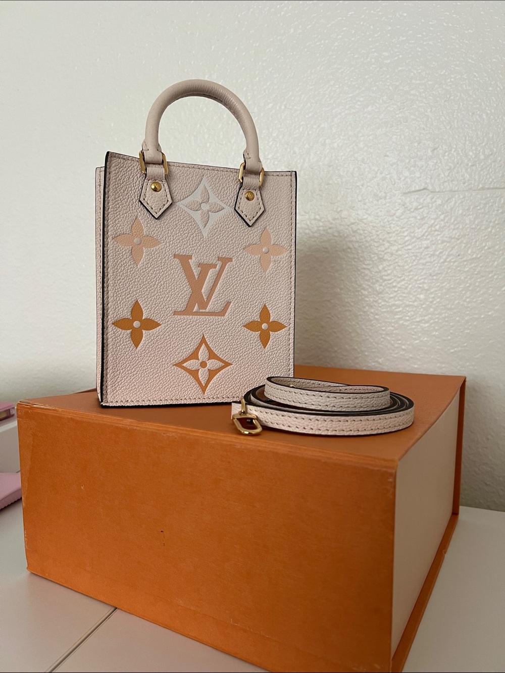 Louis Vuitton Small Monogram Tote in Cream, Tan and Gold - Picture 1 of 10